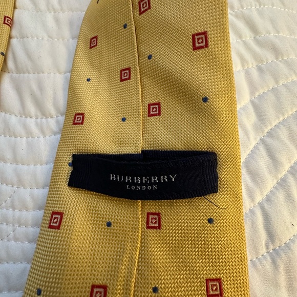 Burberry Silk Mustard Tie with Red and Blue Accents